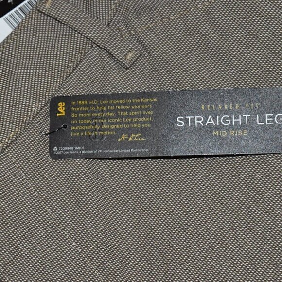 Lee Effortless Wash & Wear Straight Leg Relax Fit Mid Rise Size 10 Short - Picture 10 of 14